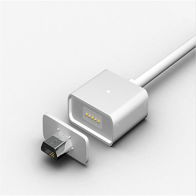 Robot magnetic charging connector