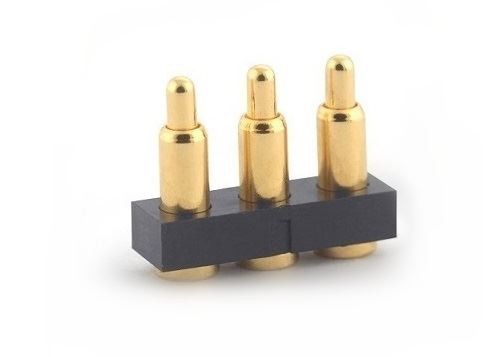 Bộ kết nối pin Pogo trên ô tô