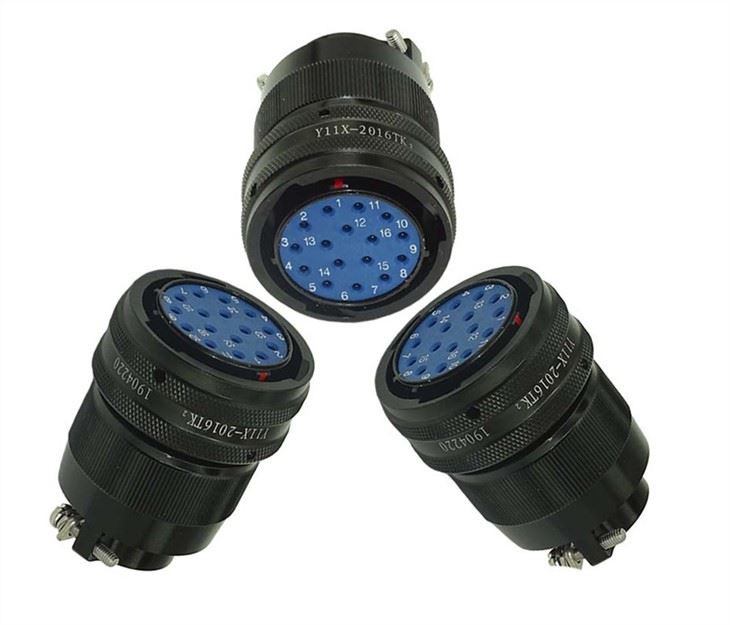 Đầu nối pin Pogo ô tô hiện tại cao